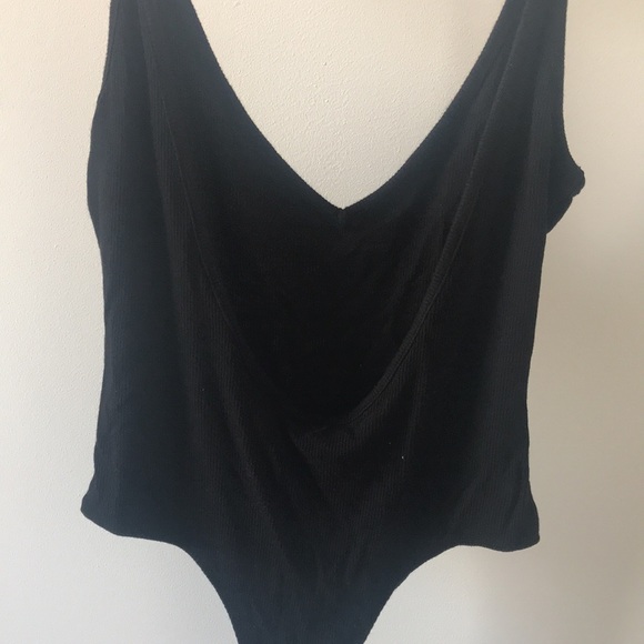 👯‍♀️💃🏻Black Top Bundle💃🏻👯‍♀️ - Picture 2 of 8